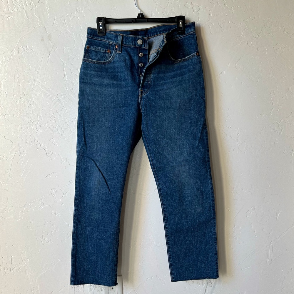 LEVIS like new denim high waisted 501 jeans